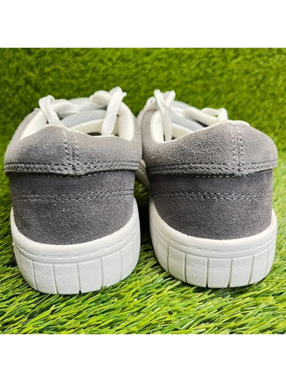 Airwalk Camino Womens Size 8.5D Gray White Suede Composite Toe Safety Work Shoes